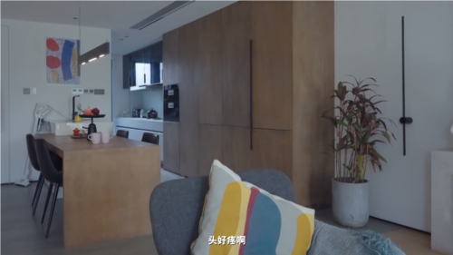 完蛋我被美女包围了手游官方版图片3